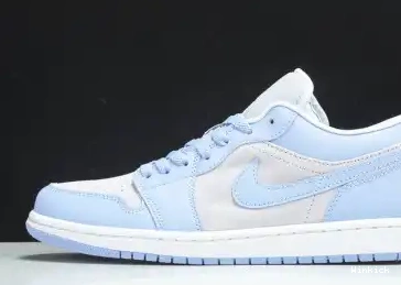 UNIVERSITY DC0774-050 AIR LOW JORDAN WMNS 1 BLUE 0522